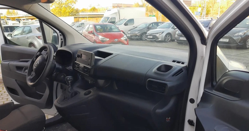 Toyota Proace City cena 68999 przebieg: 65000, rok produkcji 2022 z Wąbrzeźno małe 211